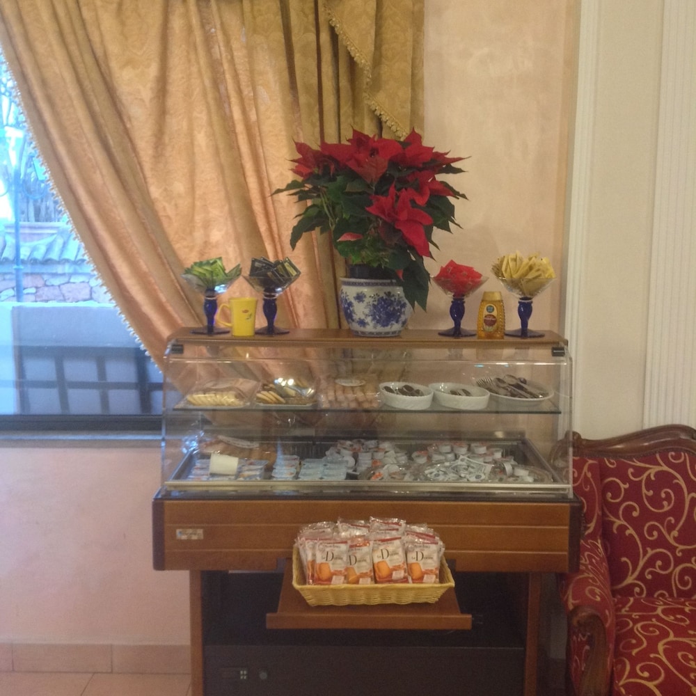 Hotel Louis II, Ciampino Hotel Louis II, Ciampino