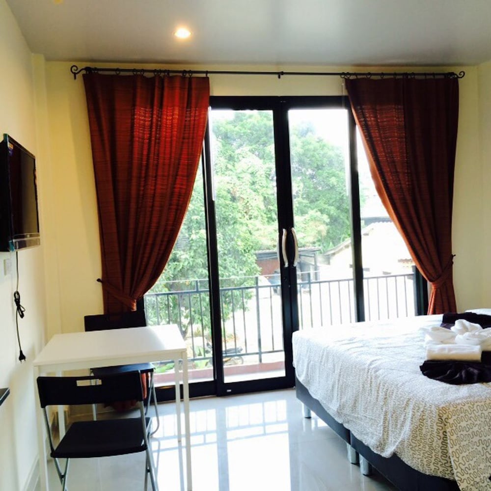 Montra Nakhon Guesthouse, Nakhon si Thammarat Montra Nakhon Guesthouse, Nakhon si Thammarat