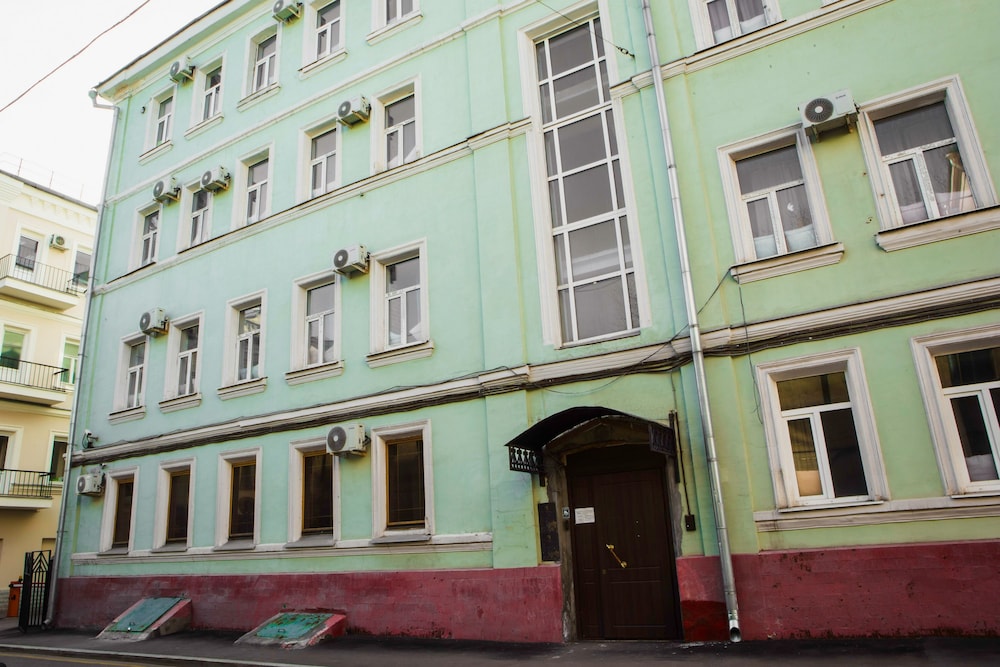 Nereus Hostel Near Kremlin