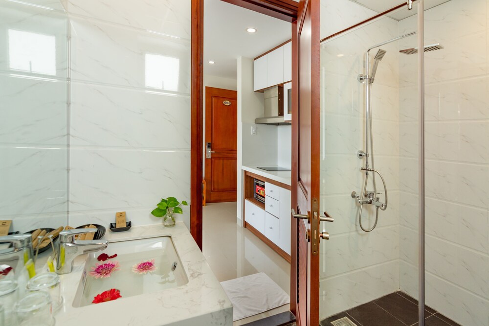 Salamander Hotel and Apartment, Danang Salamander Hotel and Apartment, Danang