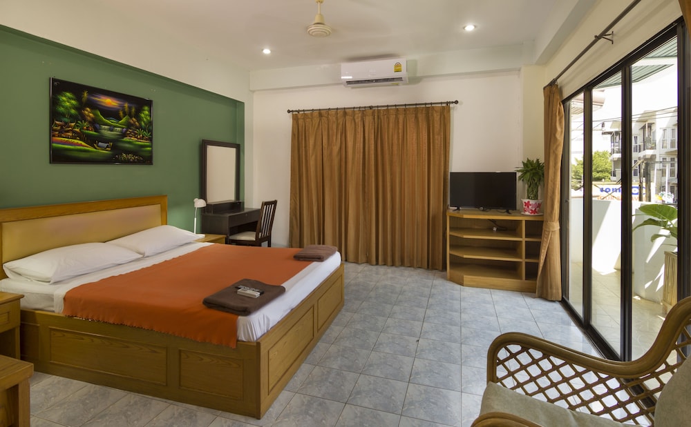 Travellers Rest Hotel, Pattaya Travellers Rest Hotel, Pattaya