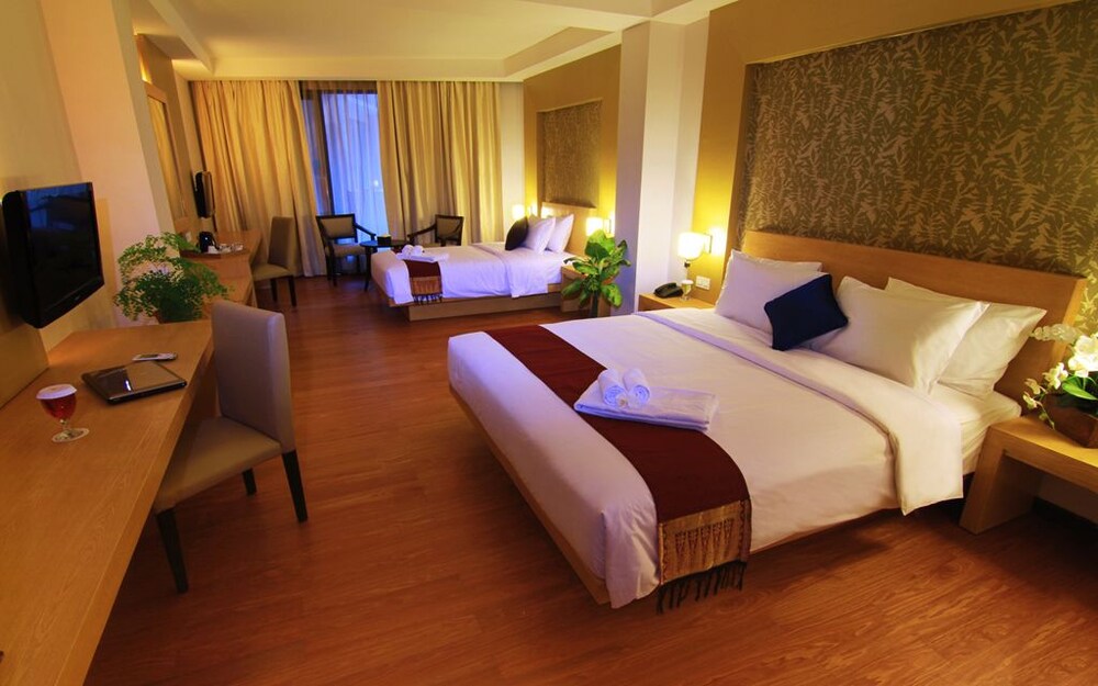 The Axana Hotel, Padang The Axana Hotel, Padang