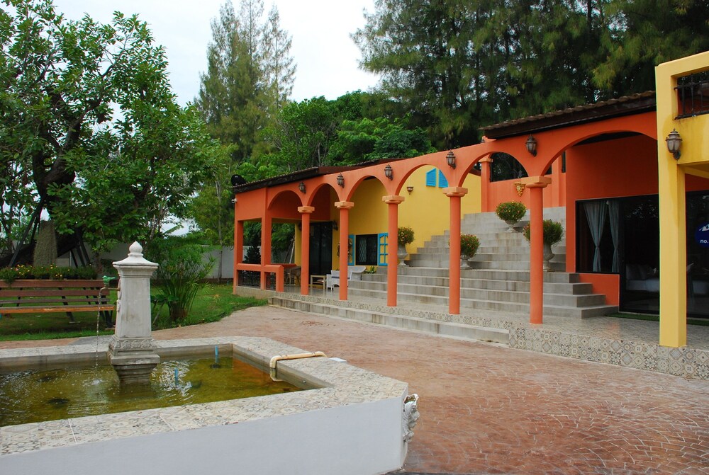 Phutara Accommodation, Chaam Phutara Accommodation, Chaam