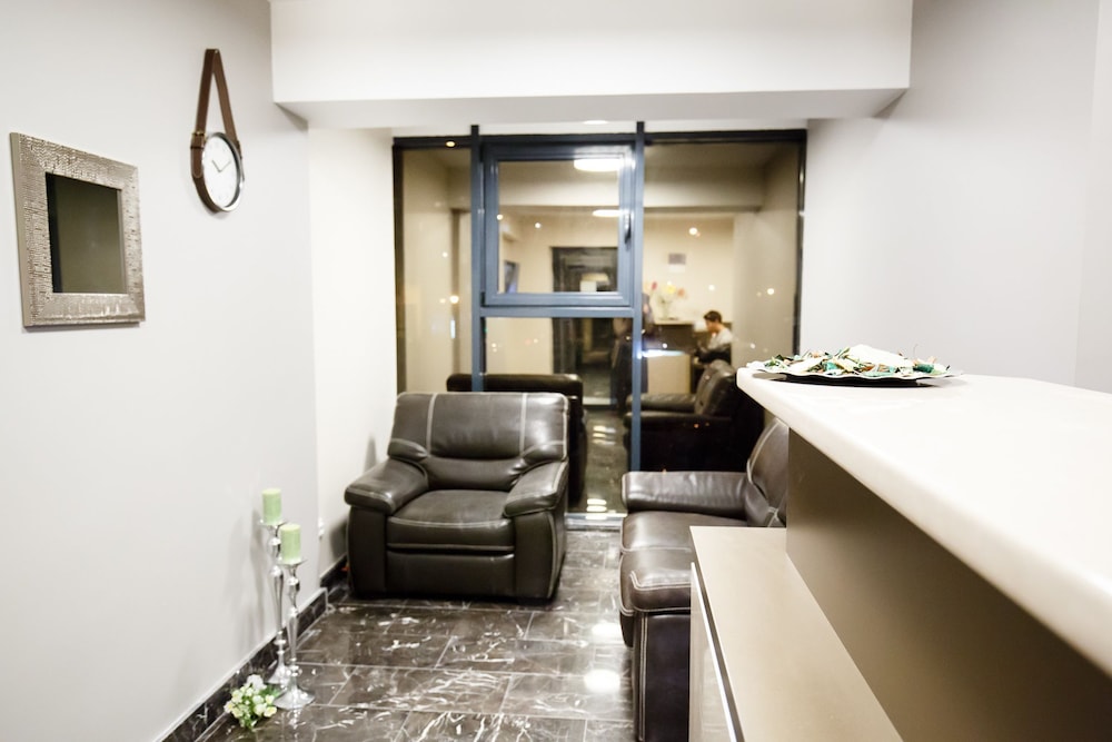 Metropolitan Iassium Luxury Suites Metropolitan Iassium Luxury Suites