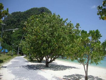 PP Sand Sea View Resort, Phi Phi Island PP Sand Sea View Resort, Phi Phi Island