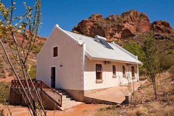 Red Stone Hills, Oudtshoorn Red Stone Hills, Oudtshoorn
