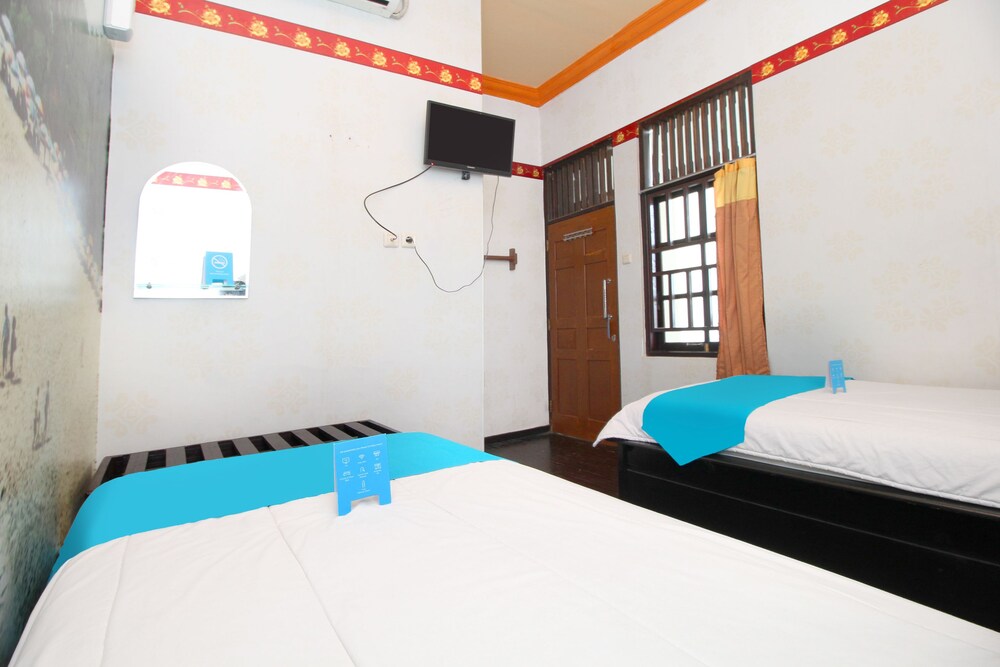 Airy Gajahmada 122 Semarang, Semarang Airy Gajahmada 122 Semarang, Semarang
