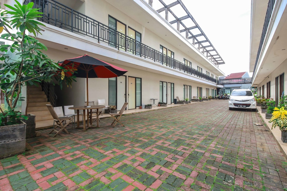Airy Jatirangga Mendu 9 Cibubur, Bekasi Airy Jatirangga Mendu 9 Cibubur, Bekasi