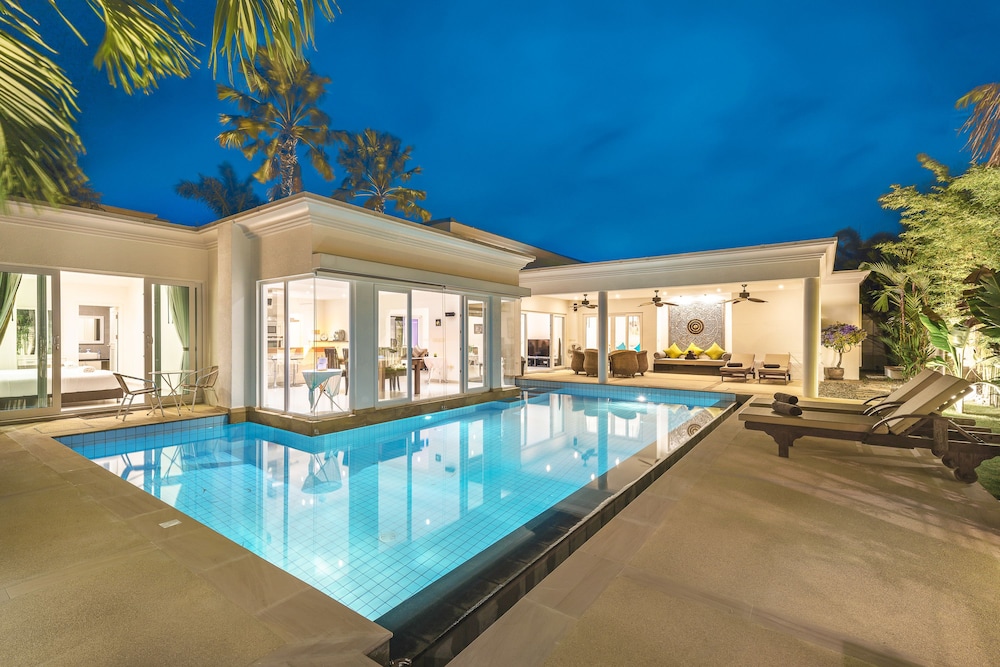 Luxury Pool Villa 52, Pattaya Luxury Pool Villa 52, Pattaya