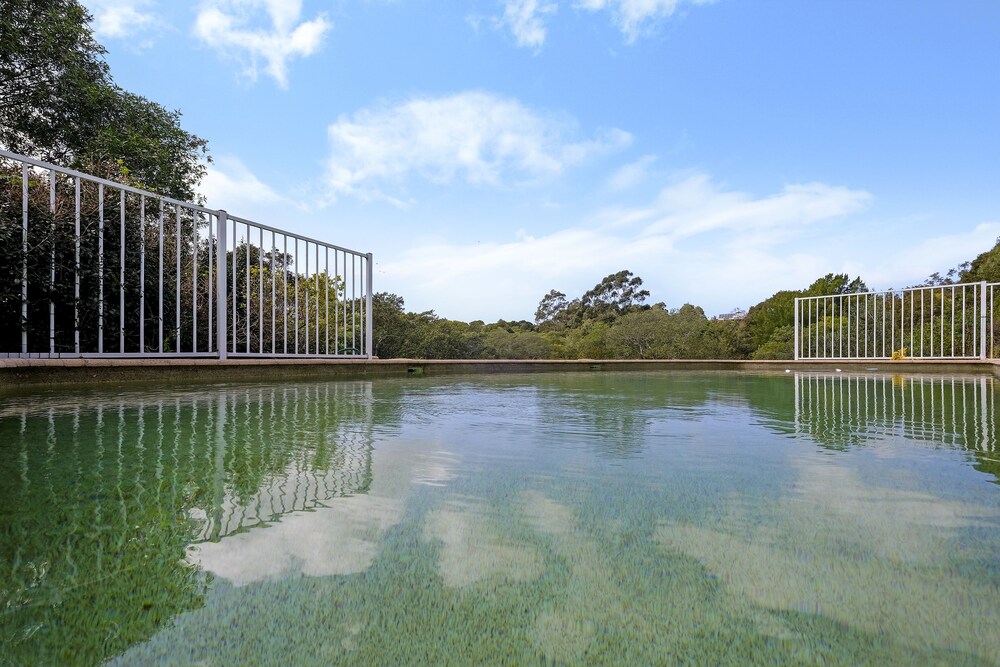 Valley View Bed Breakfast Lake Macquarie Price Address Reviews