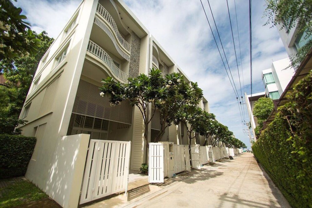 Baan Sea Talay, Chaam Baan Sea Talay, Chaam