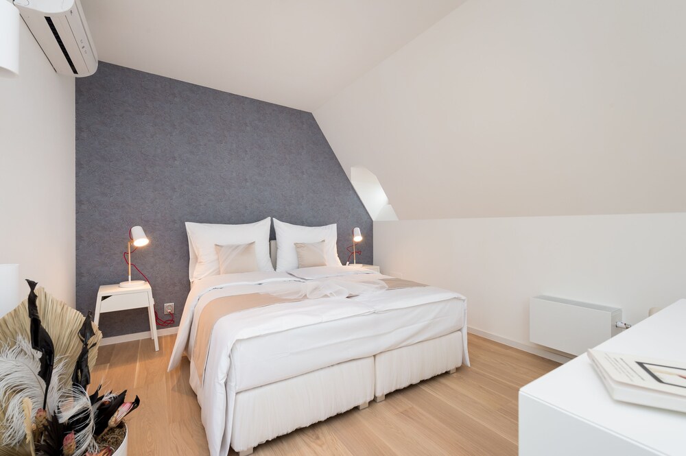 EMPIRENT Apartments City Center EMPIRENT Apartments City Center