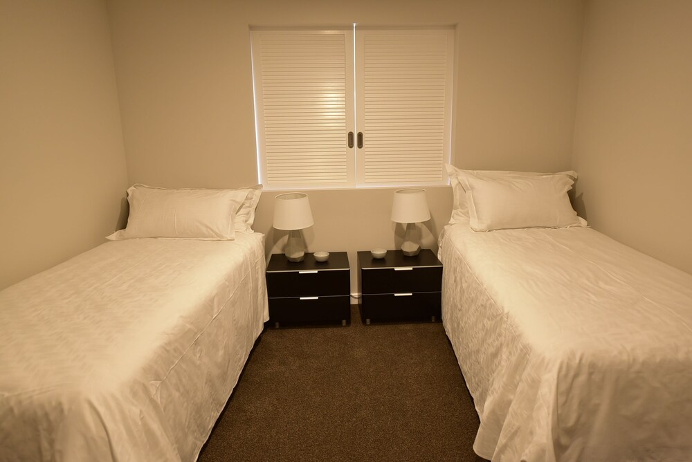 Modern Two Bedroom Epsom Apartments, Auckland Modern Two Bedroom Epsom Apartments, Auckland