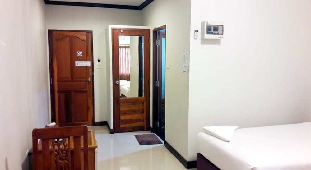 Khum Nakhon Hotel, Nakhon si Thammarat Khum Nakhon Hotel, Nakhon si Thammarat