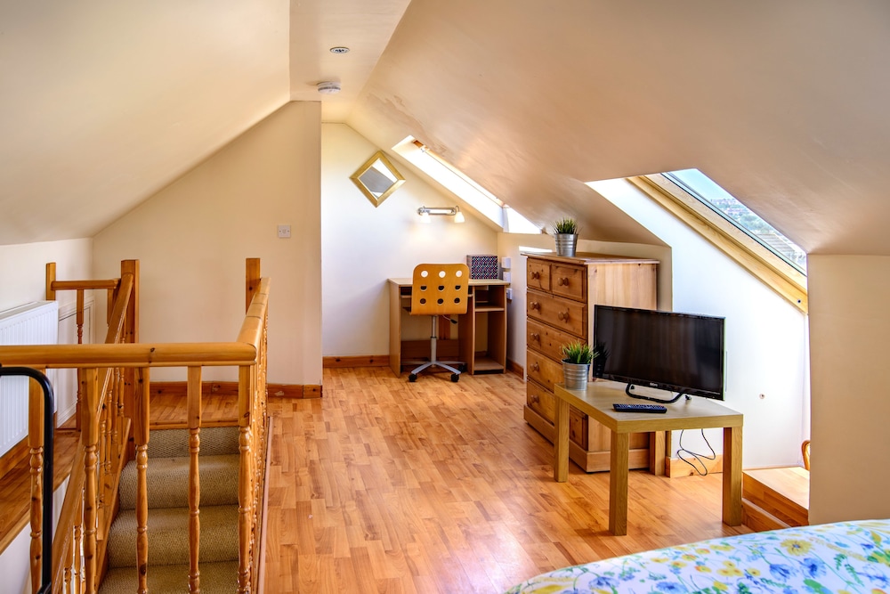 Carys Serviced Accommodation, Swansea Carys Serviced Accommodation, Swansea
