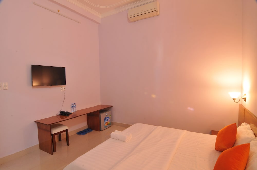 Chau Tran, Vung Tau Chau Tran, Vung Tau