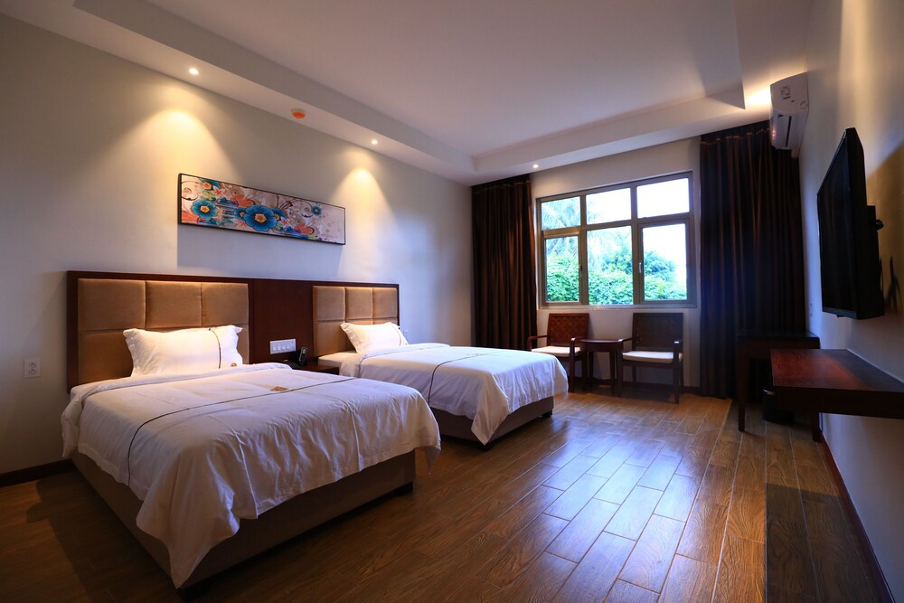 TF Seaside Hotel, Saipan TF Seaside Hotel, Saipan