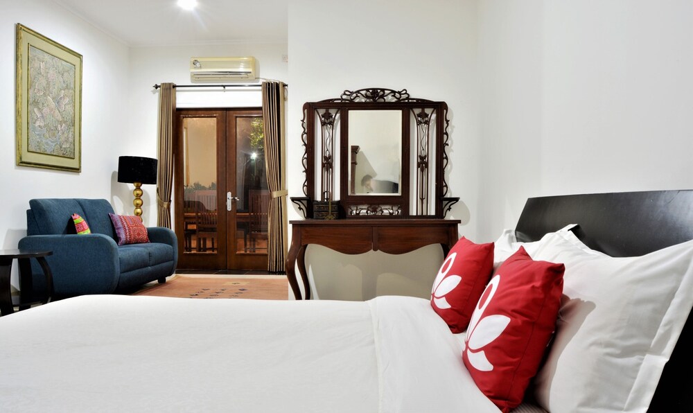 ZEN Rooms Chic Home Kemang, Jakarta ZEN Rooms Chic Home Kemang, Jakarta