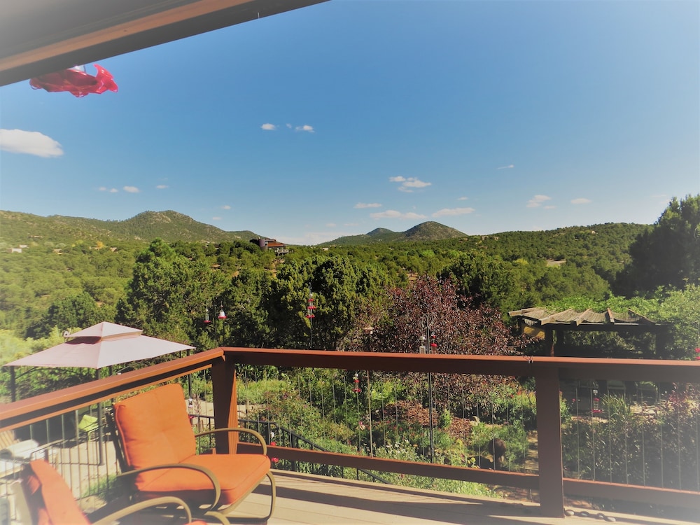 Ravens Ridge Bed & Breakfast, Santa Fe Ravens Ridge Bed & Breakfast, Santa Fe