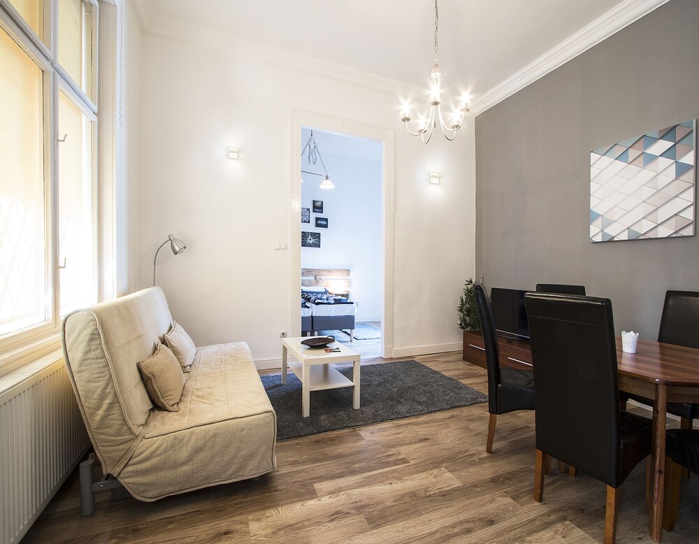 Large Central Apartments Rippl Rónai, Budapest Large Central Apartments Rippl Rónai, Budapest