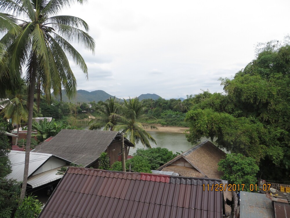 Villa Namkhan River, Luang Prabang Villa Namkhan River, Luang Prabang