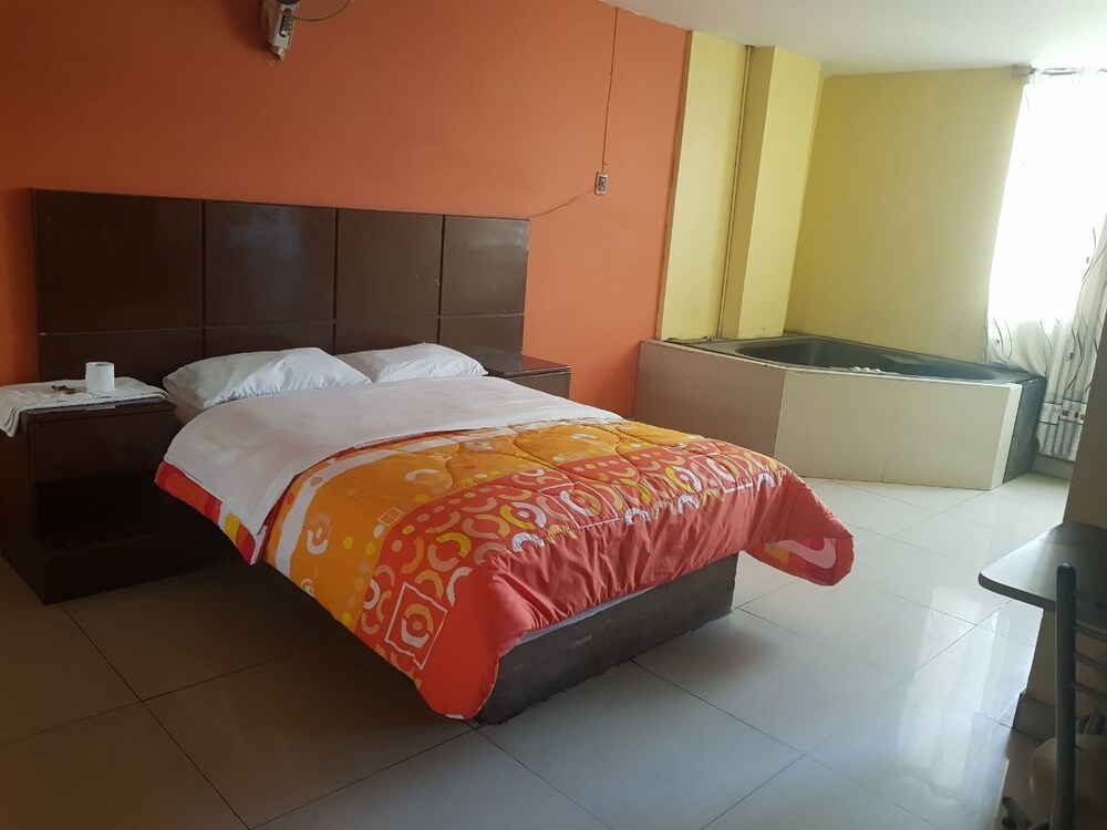 Hostal Sauna Emporio Pizarro, Lima Hostal Sauna Emporio Pizarro, Lima