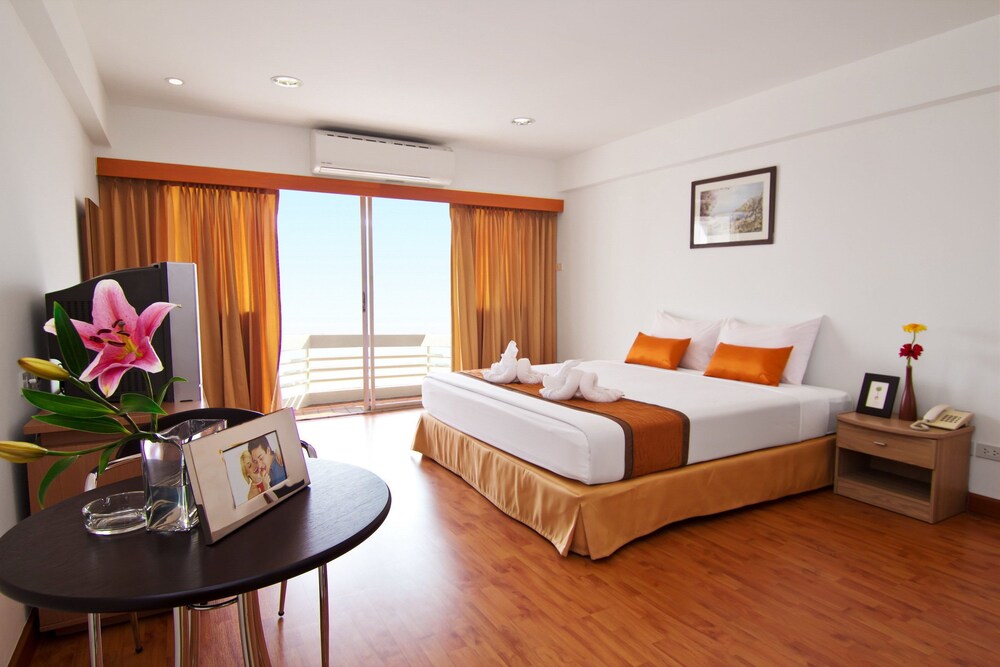 Pxpress Hotel, Si Racha Pxpress Hotel, Si Racha