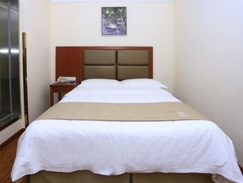GreenTree Inn HeFei Heyu Road Dayun City Express Hotel, Hefei GreenTree Inn HeFei Heyu Road Dayun City Express Hotel, Hefei
