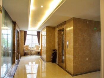 GreenTree Inn Zhuhai Light Rail Pearl Station Express Hotel, Zhuhai GreenTree Inn Zhuhai Light Rail Pearl Station Express Hotel, Zhuhai