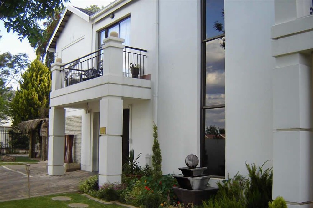 La Boheme Guesthouse, Bloemfontein La Boheme Guesthouse, Bloemfontein