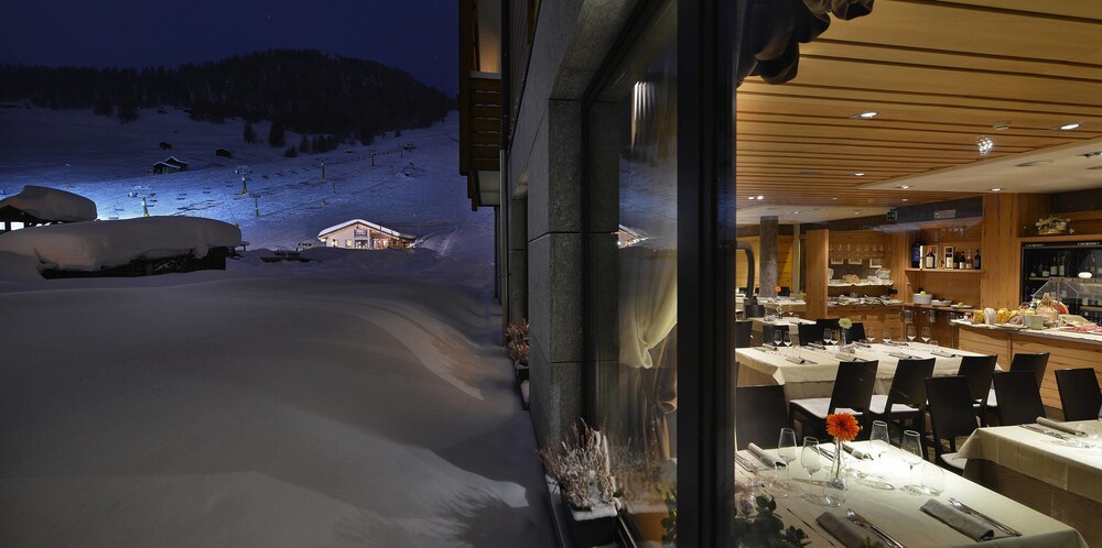 Hotel Alp Wellness Mota, Livigno Hotel Alp Wellness Mota, Livigno