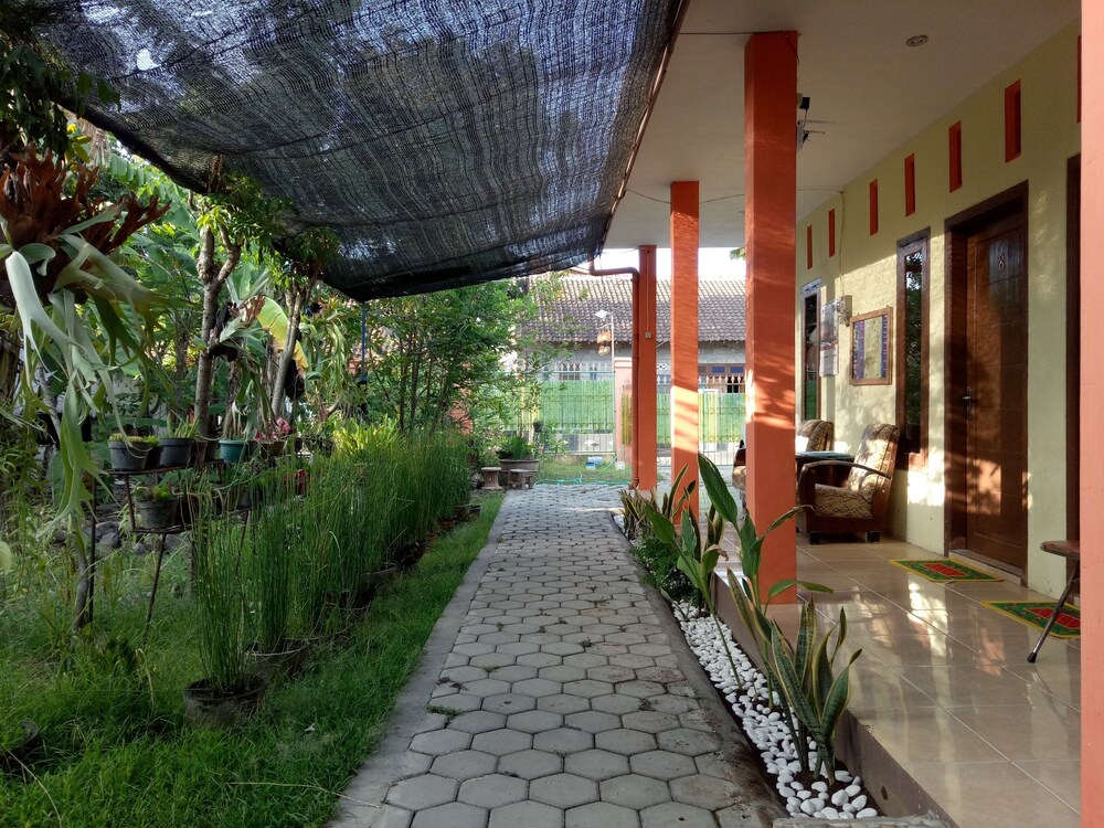 Indah Nusantara Homestay, Banyuwangi Indah Nusantara Homestay, Banyuwangi