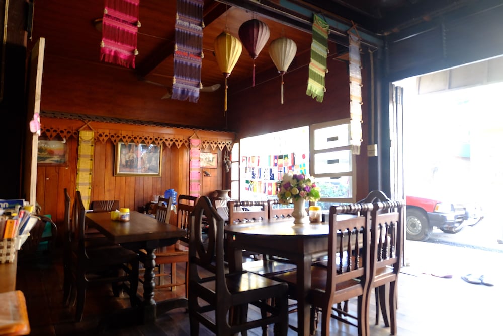 Auntie's Coffee Guesthouse, Mae Sot Auntie's Coffee Guesthouse, Mae Sot