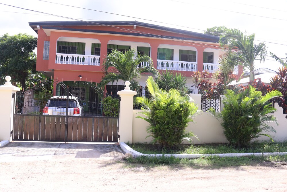 Savannah Palms, Ocho Rios Savannah Palms, Ocho Rios