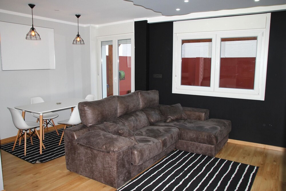 Apartment With 3 Bedrooms in Vigo, With Furnished Terrace and Wifi, Vigo Apartment With 3 Bedrooms in Vigo, With Furnished Terrace and Wifi, Vigo