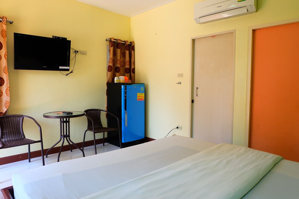 Baan Rai Chern Ma Resort, Tak Baan Rai Chern Ma Resort, Tak