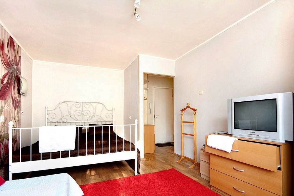 Apartment Etazhy Tokarey-Kraulya, Ekaterinburg Apartment Etazhy Tokarey-Kraulya, Ekaterinburg