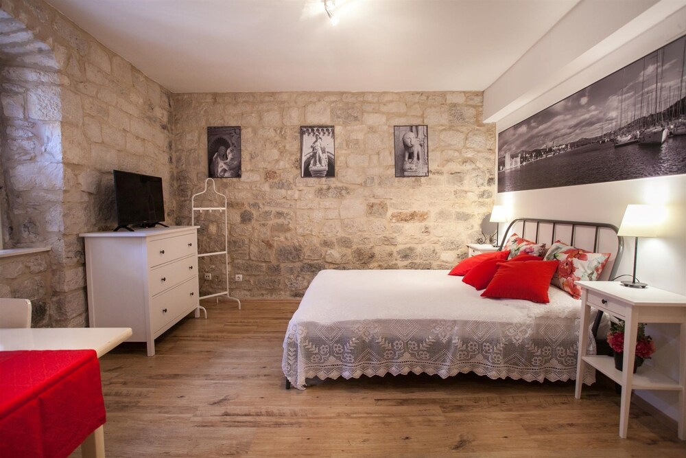 Apartment and Room Ursa, Trogir Apartment and Room Ursa, Trogir