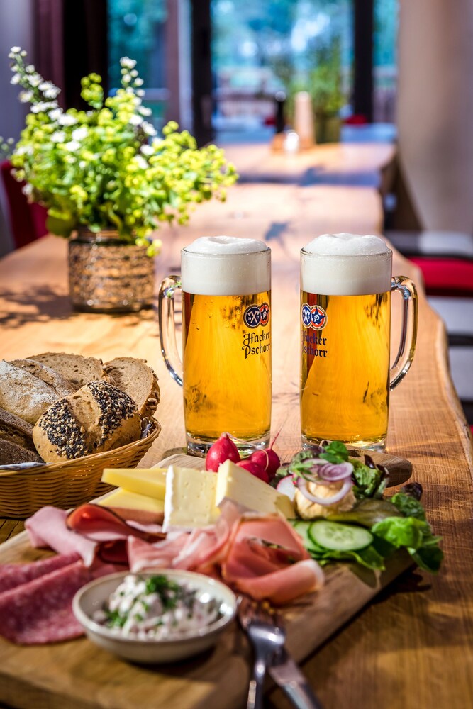 Werdenfelserei, Garmisch-Partenkirchen Werdenfelserei, Garmisch-Partenkirchen