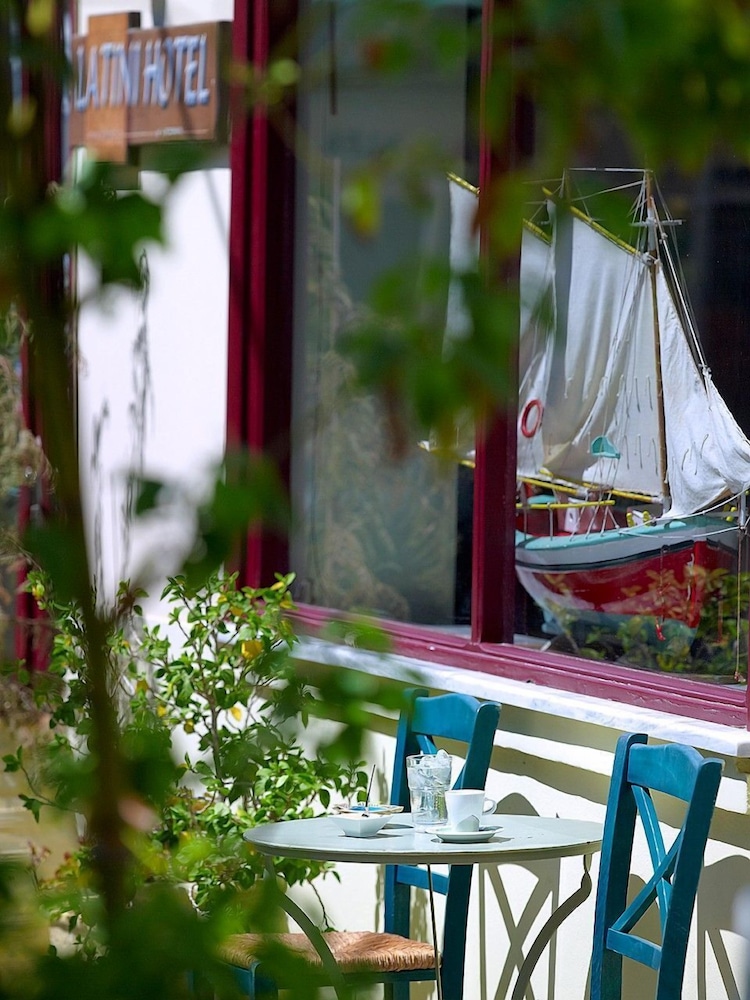 Latini Family Hotel, Nafplion Latini Family Hotel, Nafplion