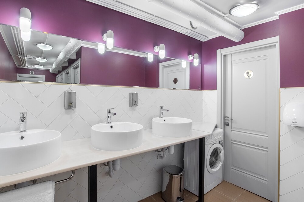 Drop Inn, Moscow Drop Inn, Moscow