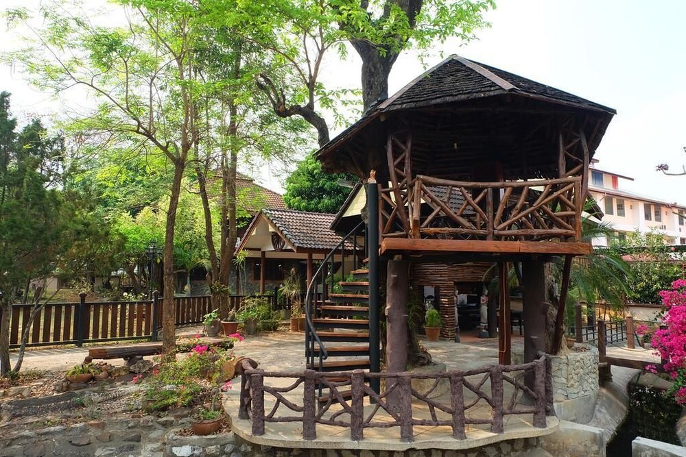 Wood Night House, Chiang Mai Wood Night House, Chiang Mai