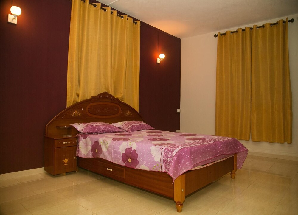 Villa With 4 Bedrooms in Pereybere, With Private Pool, Enclosed Garden, Cap Malheureux Villa With 4 Bedrooms in Pereybere, With Private Pool, Enclosed Garden, Cap Malheureux