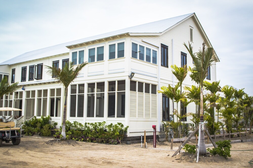 Mahogany Bay Homes, San Pedro Mahogany Bay Homes, San Pedro
