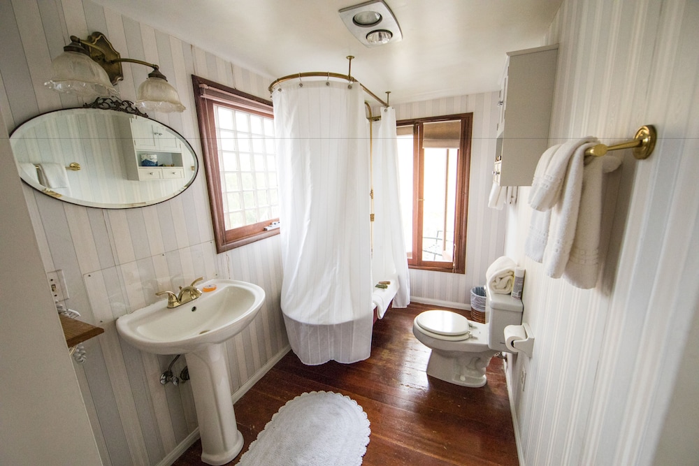 Bath Street Inn, Santa Barbara Bath Street Inn, Santa Barbara