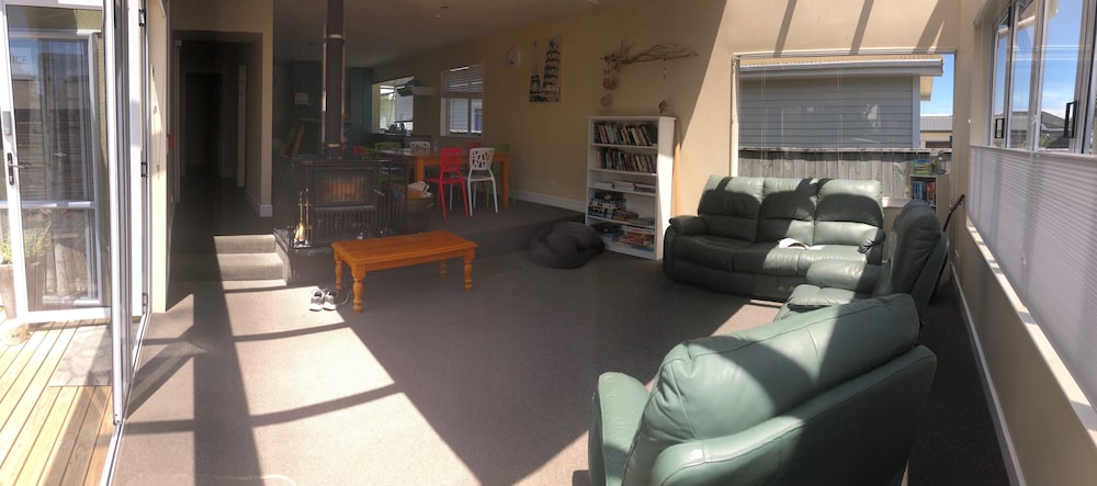 Almond House Hostel, Nelson Almond House Hostel, Nelson