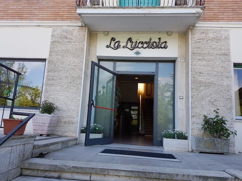 Hotel la Lucciola, Chianciano Terme Hotel la Lucciola, Chianciano Terme