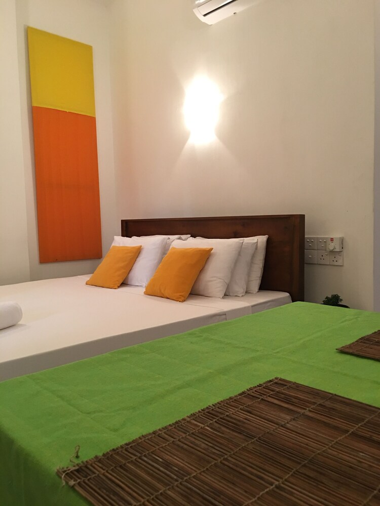 the saffron airport villa, Negombo the saffron airport villa, Negombo