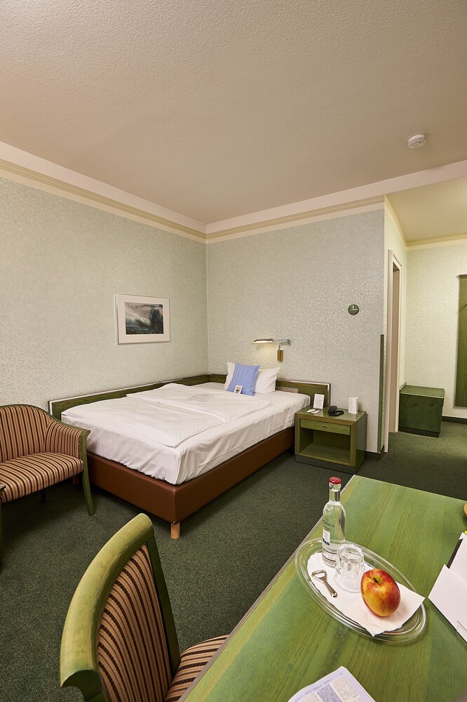 Seehotel Maria Laach, Drees Seehotel Maria Laach, Drees