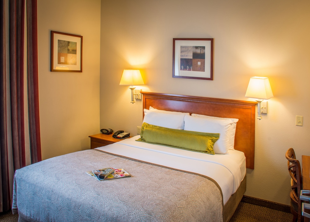 Candlewood Suites Airport, South Bend Candlewood Suites Airport, South Bend